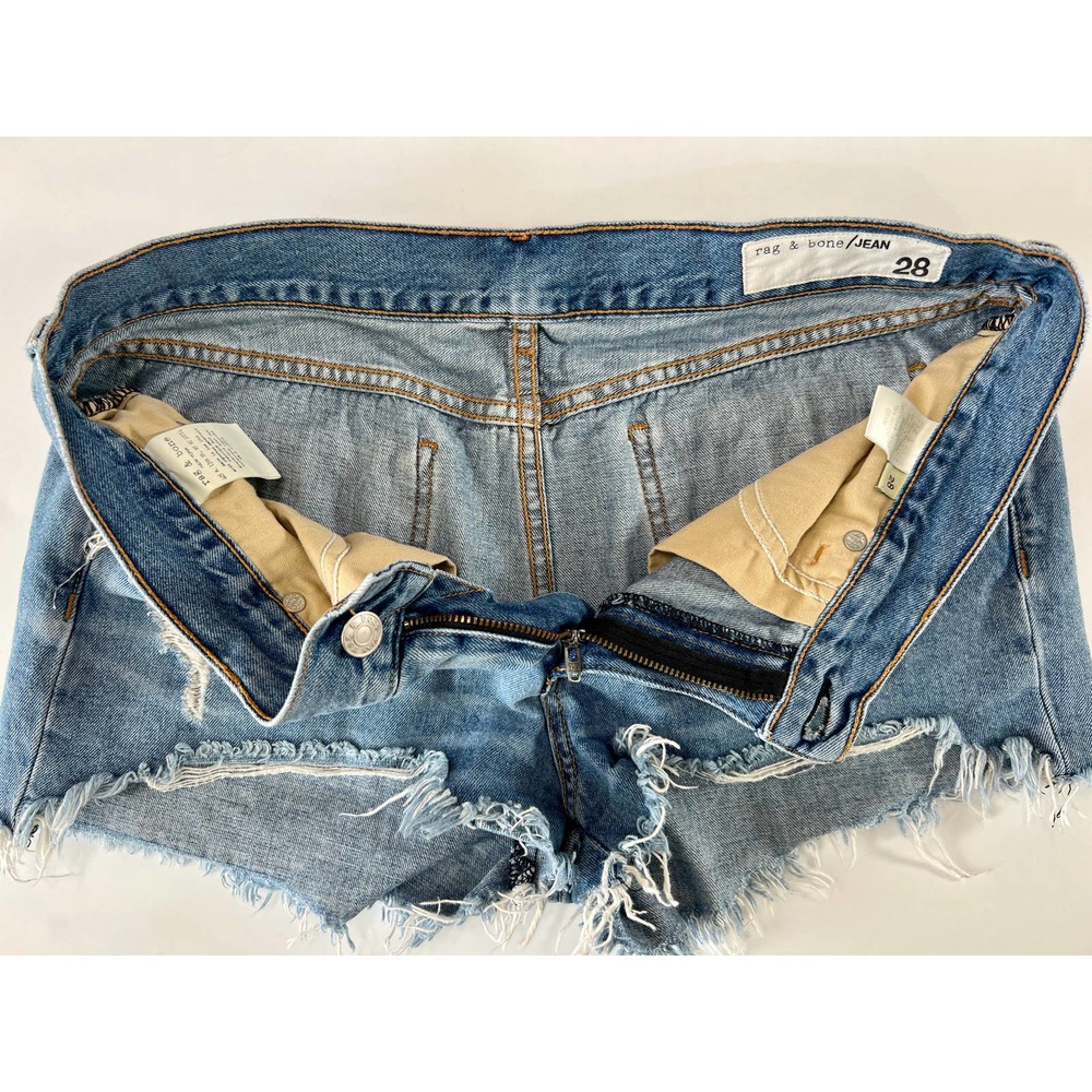 Rag & Bone Women’s Distressed Jean Shorts Size 28 - Picture 3 of 8
